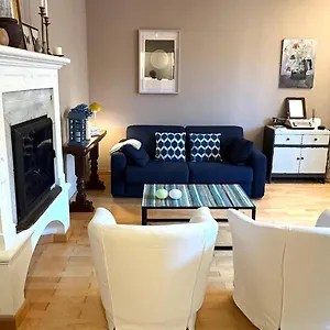 Claire De Angeli Milano